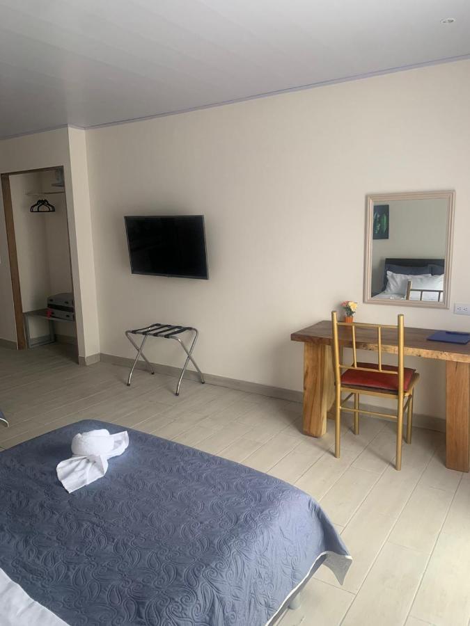 Lop Inn San Jose Aeropuerto - Costa Rica Ciudad Cariari Dış mekan fotoğraf