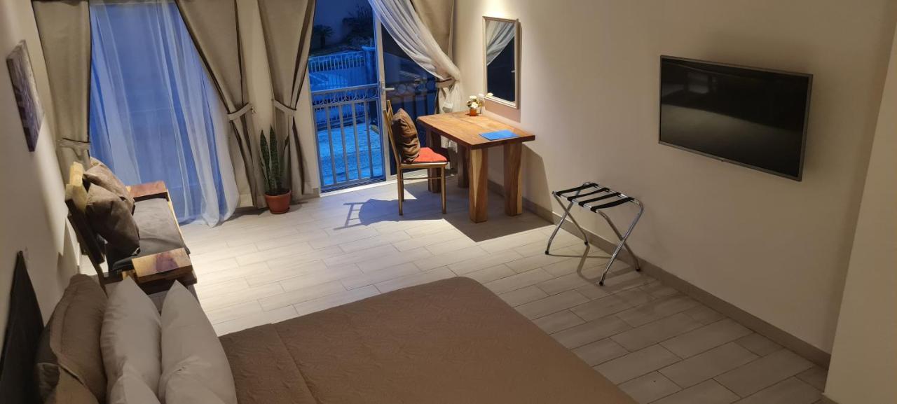 Lop Inn San Jose Aeropuerto - Costa Rica Ciudad Cariari Dış mekan fotoğraf